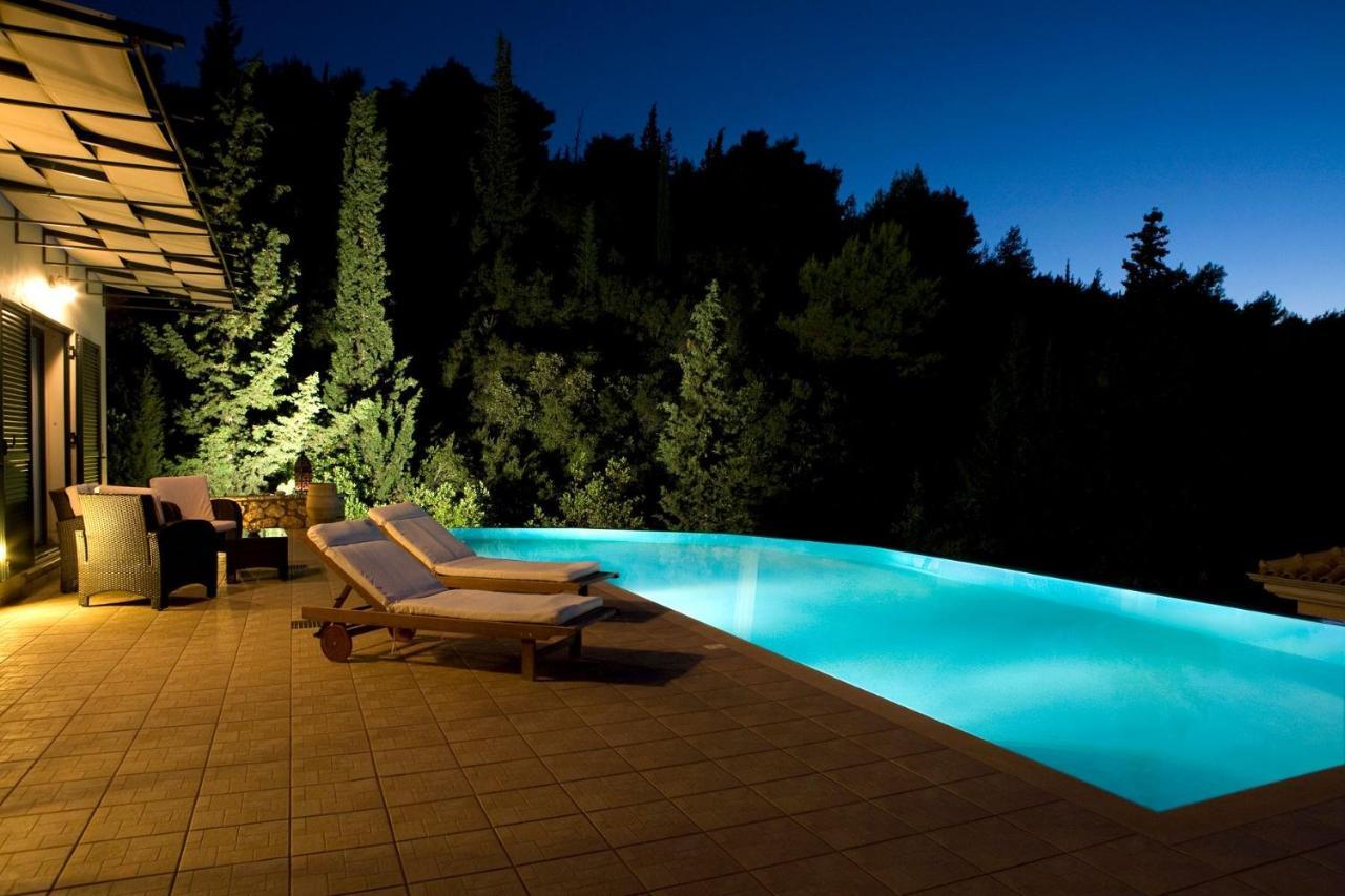 Villa Timoklia Tsoukaladhes Exterior photo